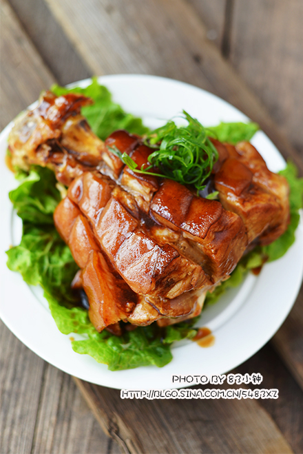 百家千宴四川豪气万丈的宴客大菜咸烧蹄膀