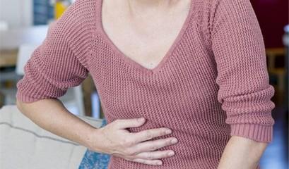 肝疼又称为肝区疼痛如果排除肝炎肝硬化这些器质性病变基本都是由劳累