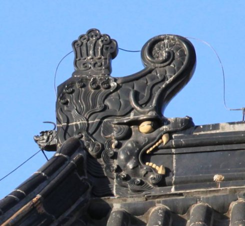 中国古代建筑物正脊上的鸱吻