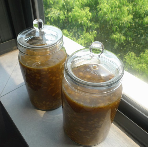 土法自制黄豆酱的做法