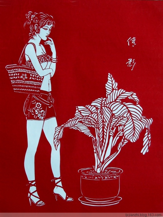 转精美剪纸人物